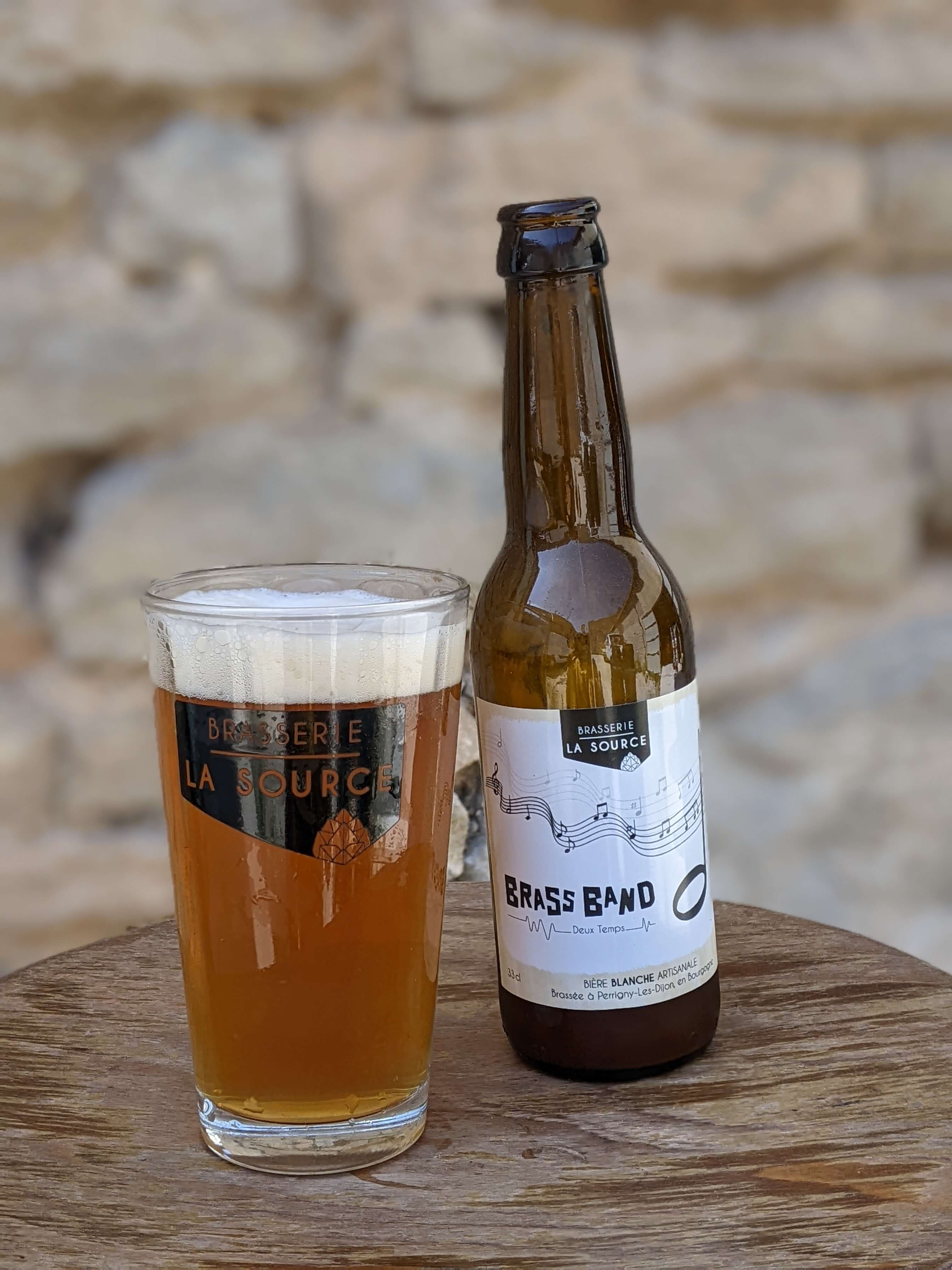 verre et bouteille de bière